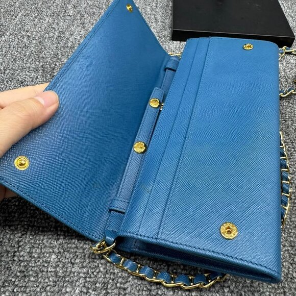 Prada Leather Shoulder Bag 450-032725 - Picture 14 of 14